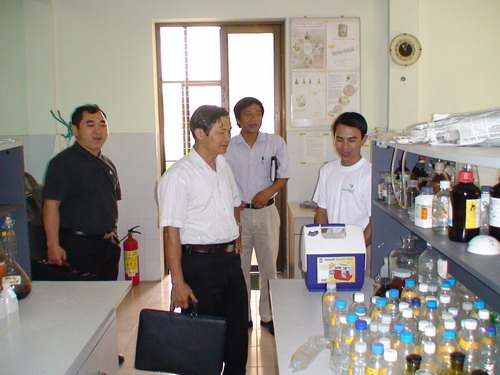 Kiểm soát điều kiện môi trường trong phòng thí nghiệm